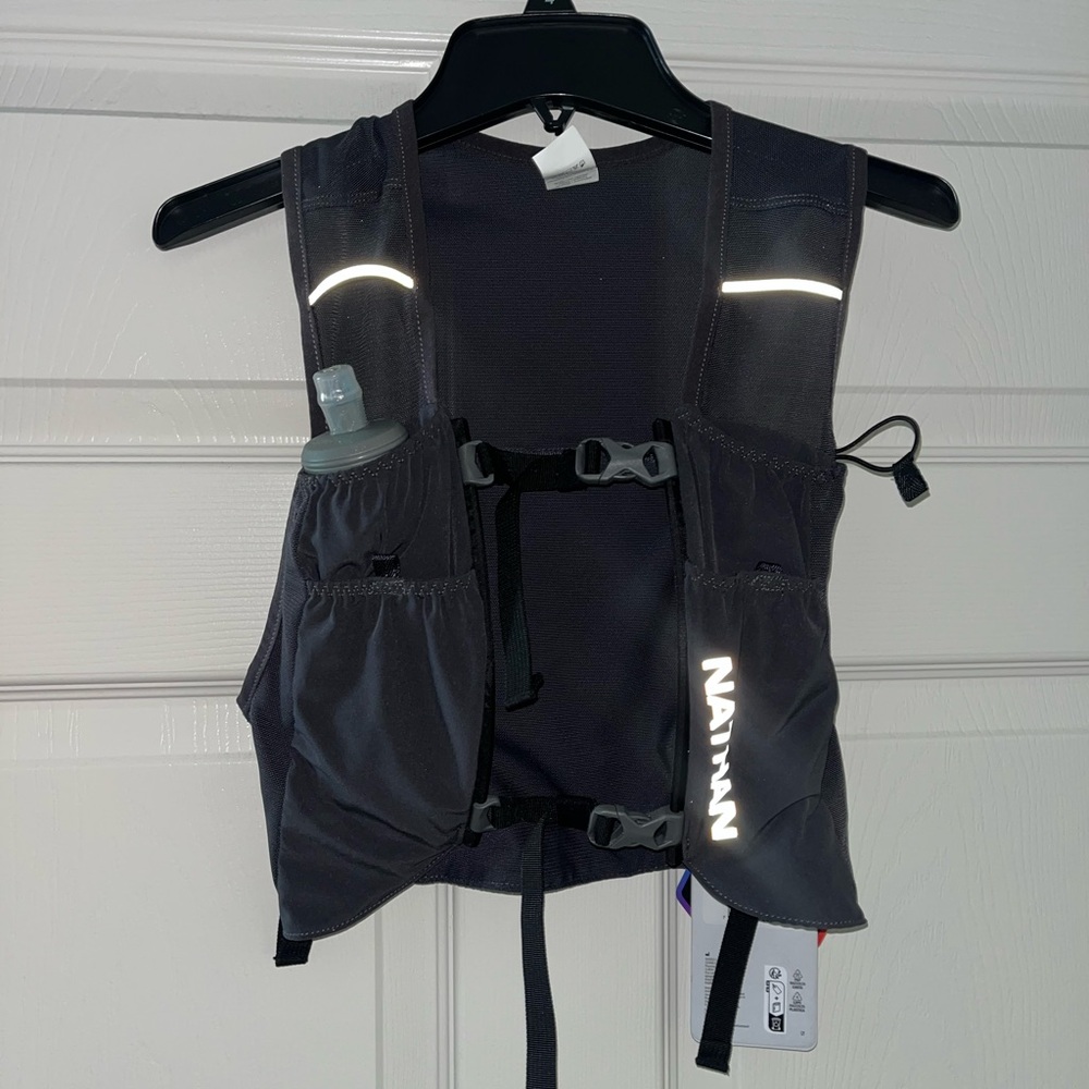 Pinnacle FeatherLite 1.5 Liter Hydration Vest